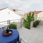 Spacious Near The Sea