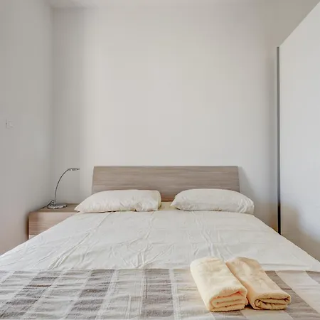 Spacious Near The Sea