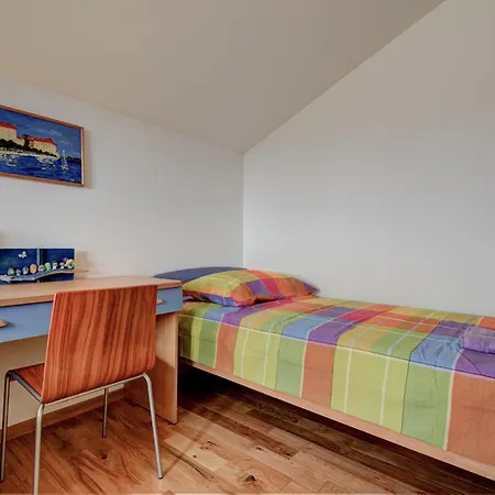 Spacious Near The Sea Appartement Zadar