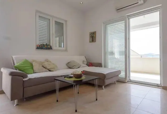 Spacious Near The Sea