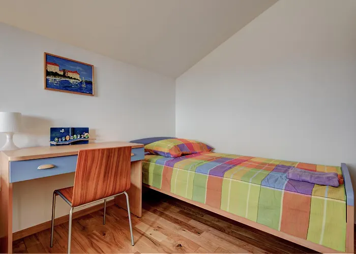 Spacious Near The Sea Appartamento Zara